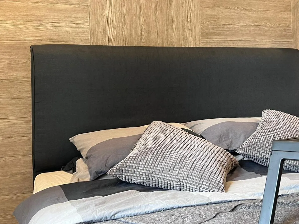 Arcoris Soho 1-4Pax Cozy Home Kuala Lumpur